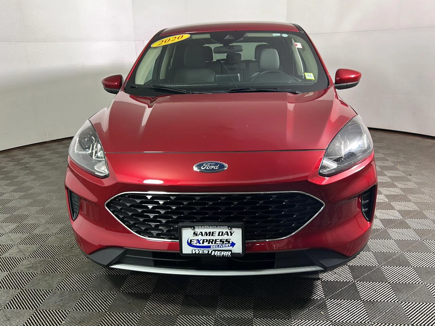 Used 2020 Rapid Red Metallic Tinted Clearcoat Ford SE image 11