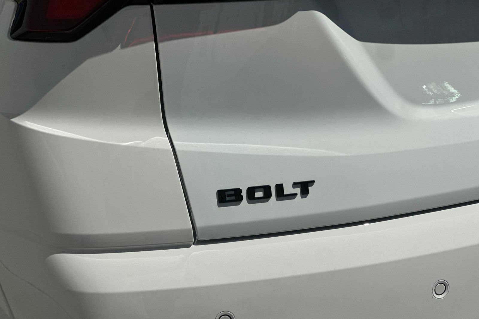 New 2027 Summit White Chevrolet LT image 26