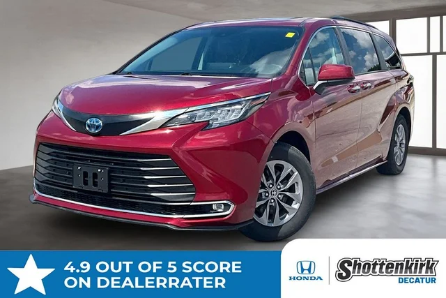 2023 Toyota Sienna XLE