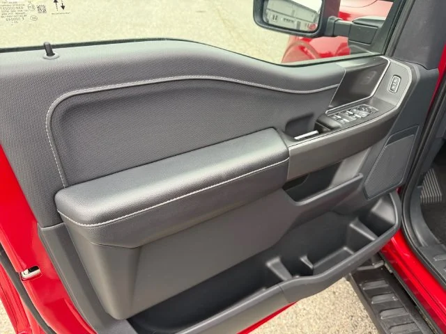 Used 2024 Red Ford XLT image 11