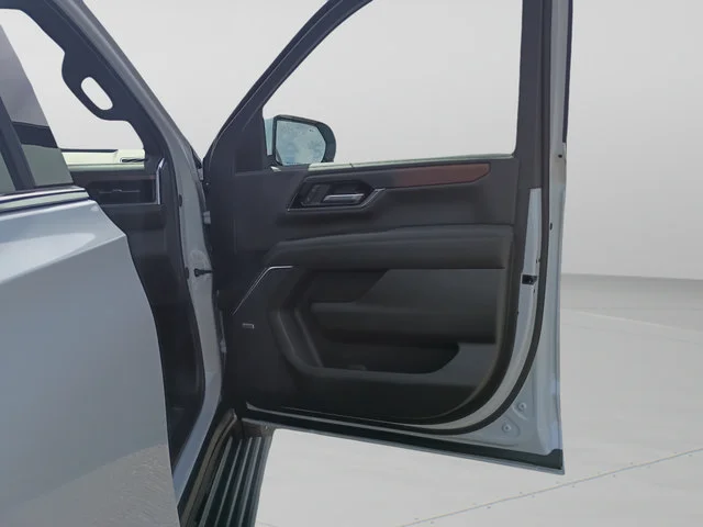 2026 GMC Yukon Denali - Photo 28
