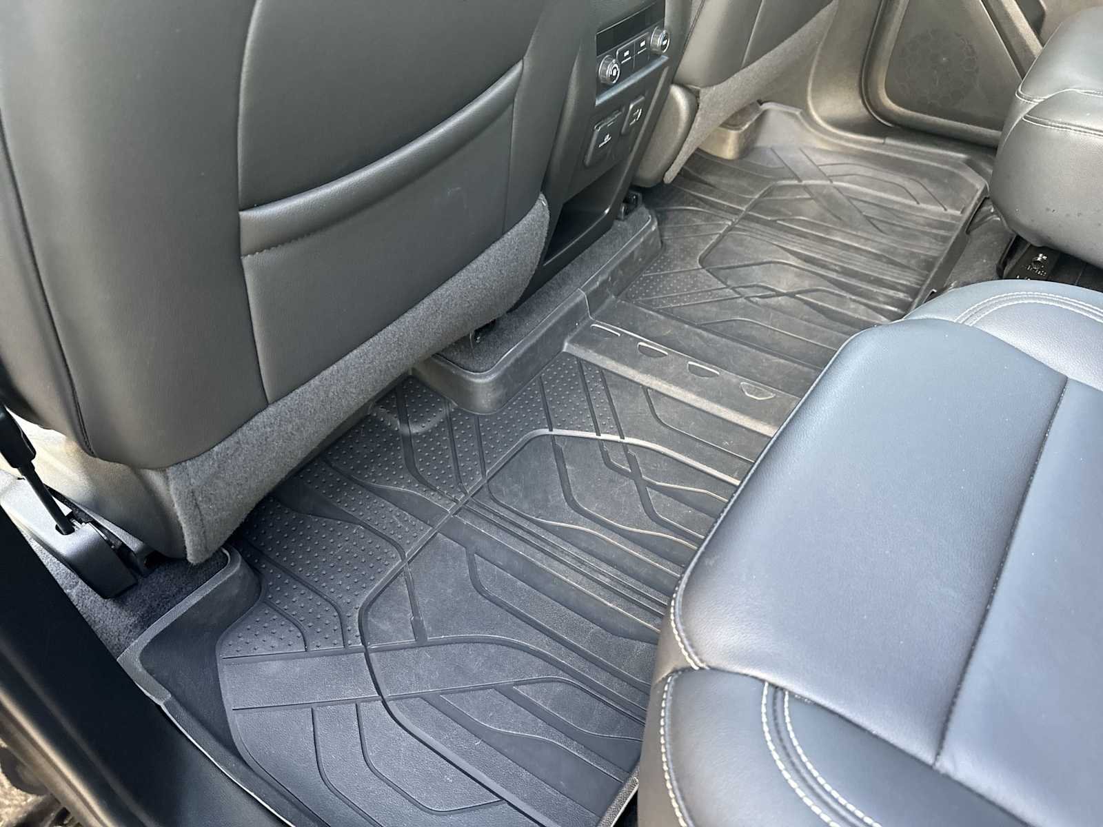 Certified Used 2023 MOSAIC BLACK METALLIC Chevrolet LT Leather image 30