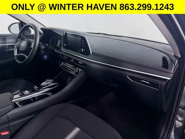 Used 2023 Gray Hyundai SE image 25