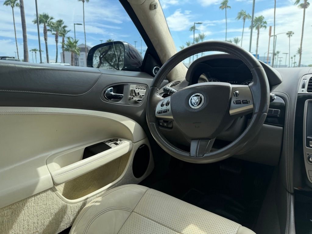Used 2011 Red Jaguar Base image 11