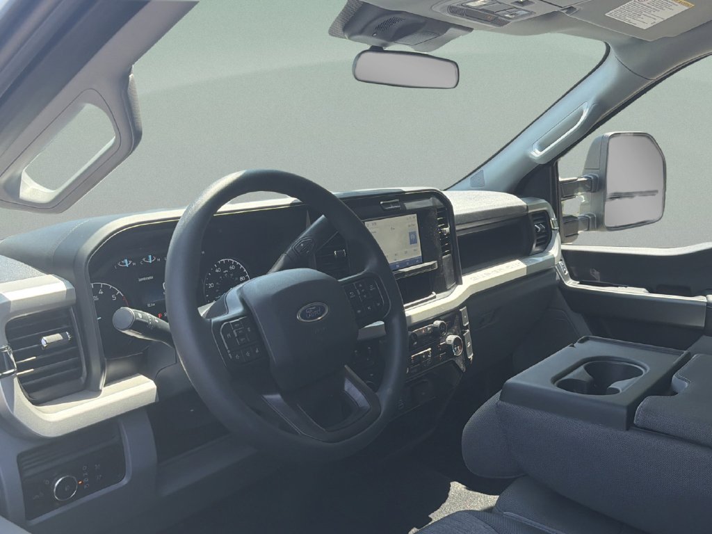 New 2026 Gray Ford XL image 9