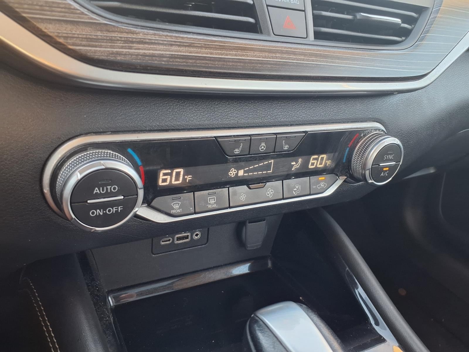 2022 Nissan Altima photo 25 of 26