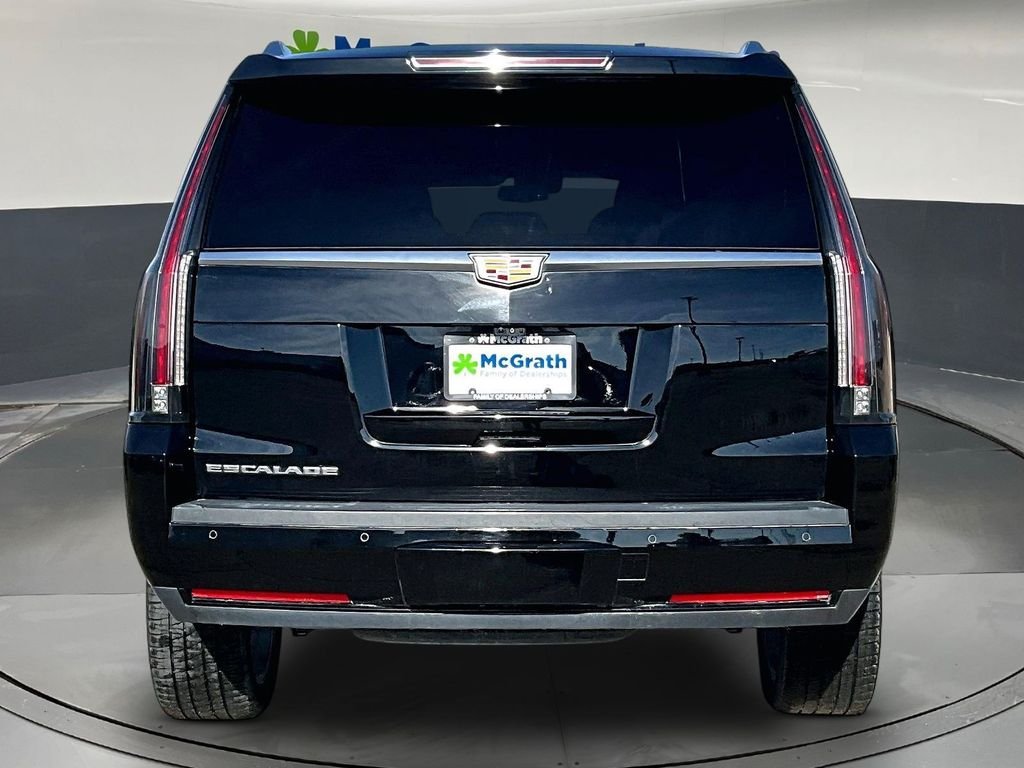 Used 2019 Black Cadillac Premium Luxury image 6