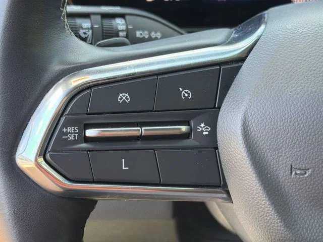 Used 2024 Gray Chevrolet LT image 27