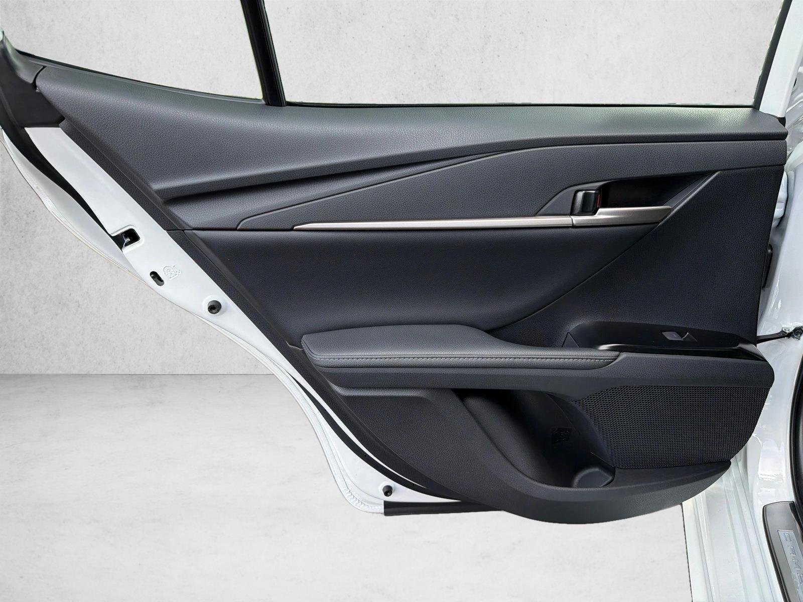 New 2026 Wind Chill Pearl Toyota XSE image 21