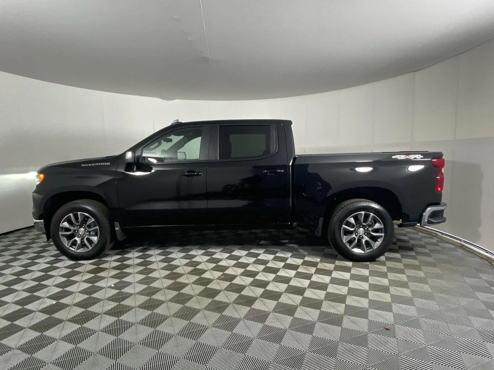 Used 2026 Black Chevrolet LT image 19