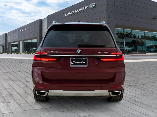Used 2026 Red BMW xDrive40i image 4