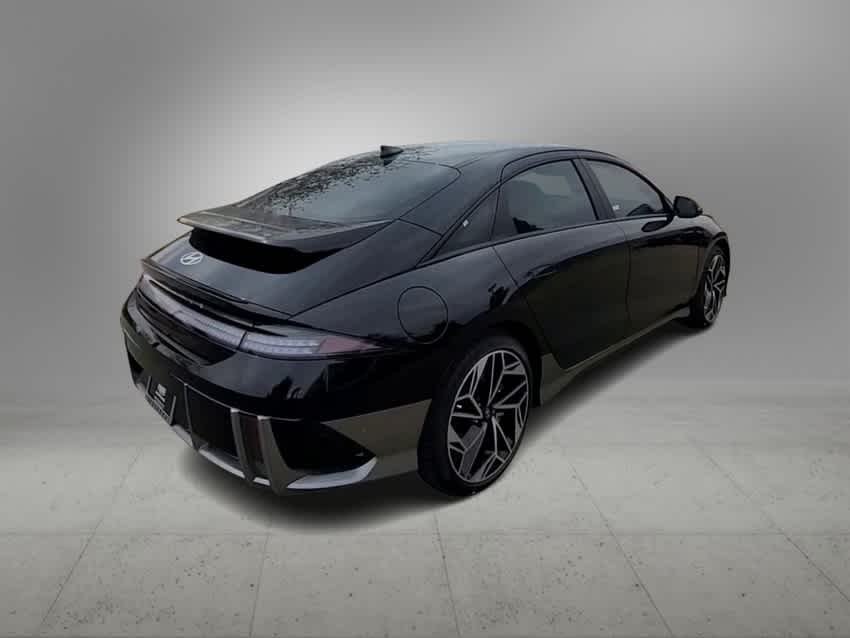 Certified Used 2023 Onyx Black Hyundai SEL image 8
