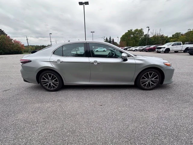 Used 2022 Silver Toyota XLE image 2
