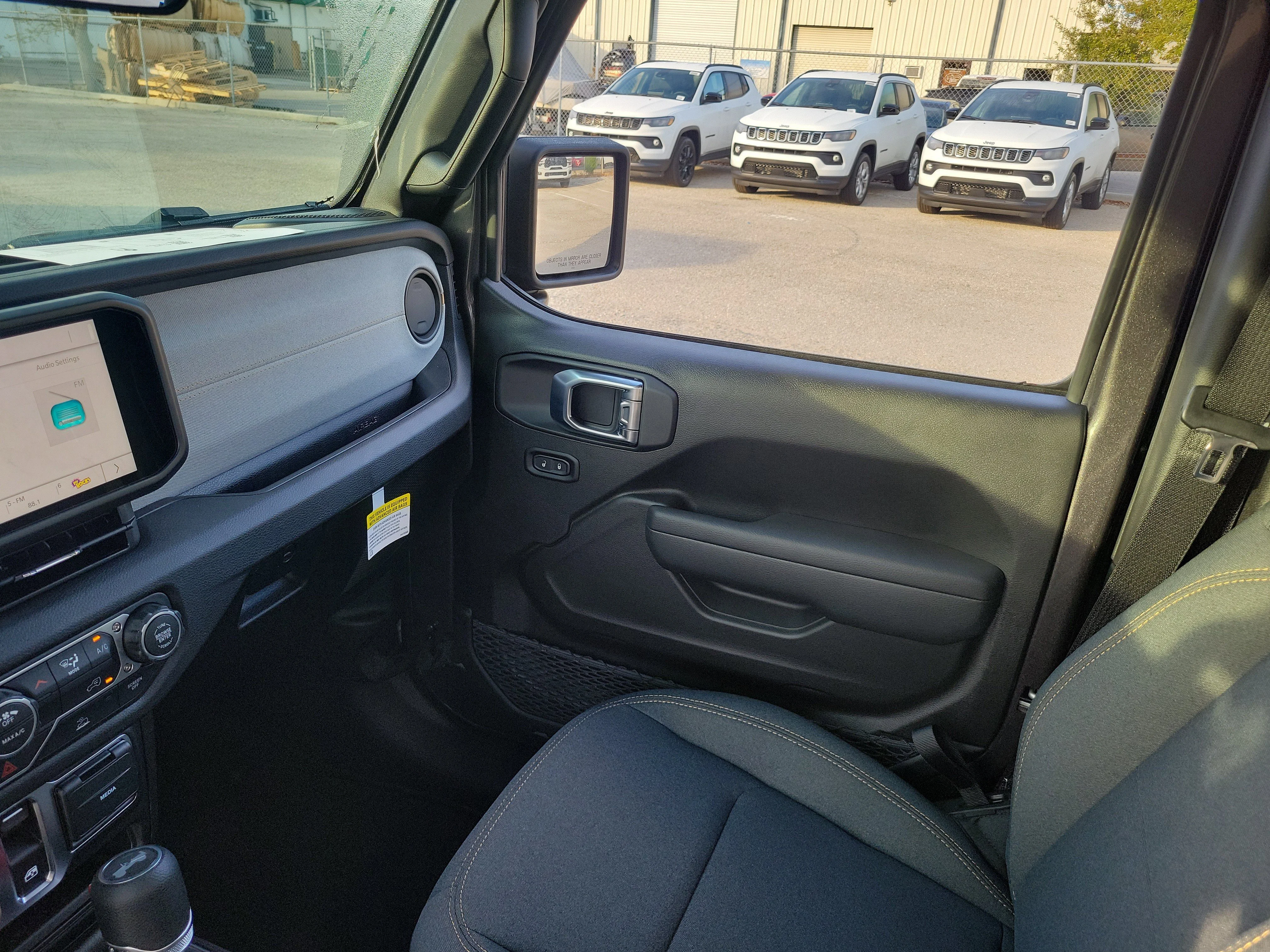 New 2026 Granite Crystal Metallic Clearcoat Jeep Sport image 7