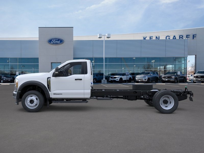 2025 Ford F-550 Super Duty Chassis Cab XL - Photo 3