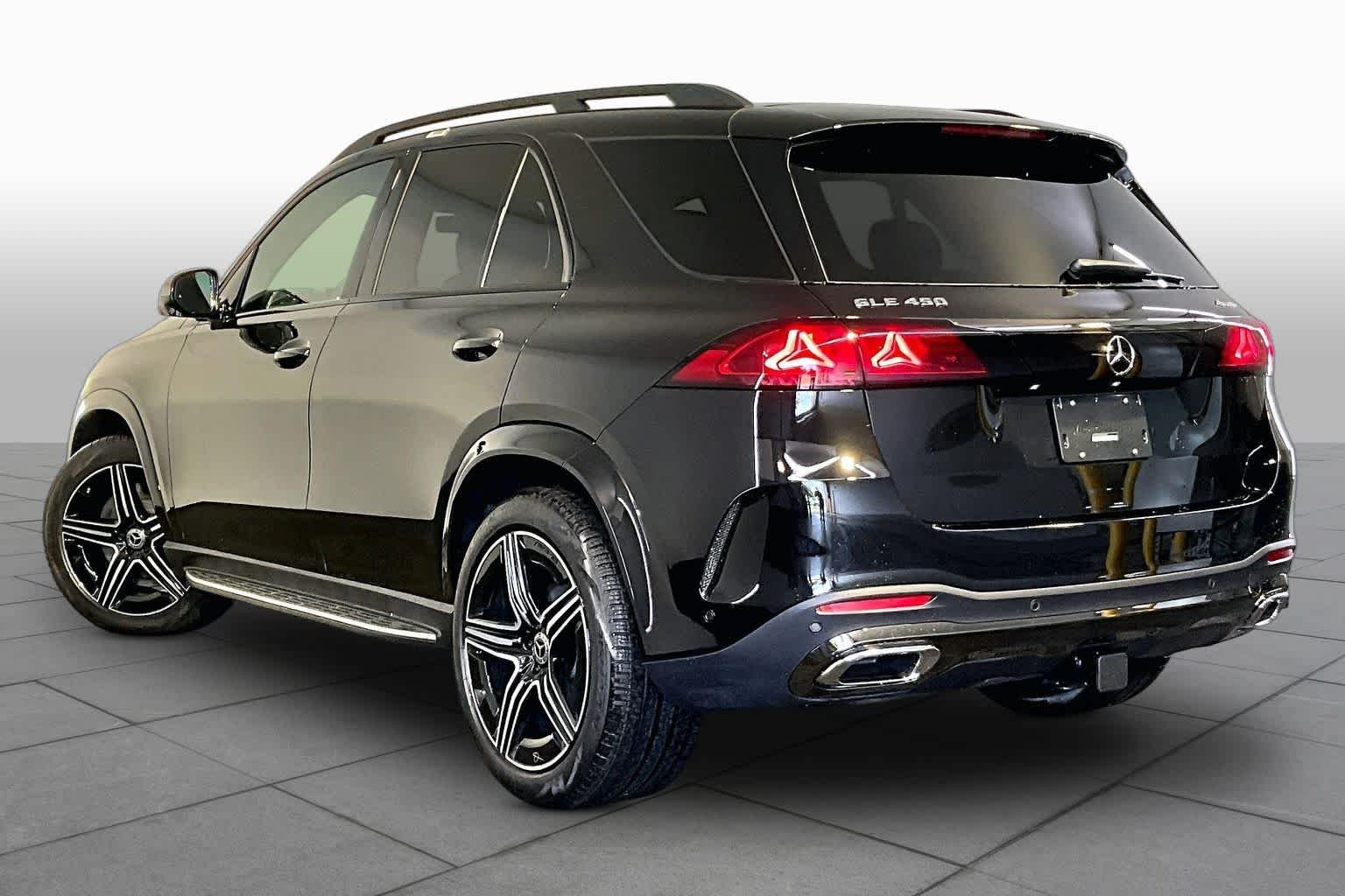 New 2027 Obsidian Black Metallic Mercedes-Benz GLE 450 image 3