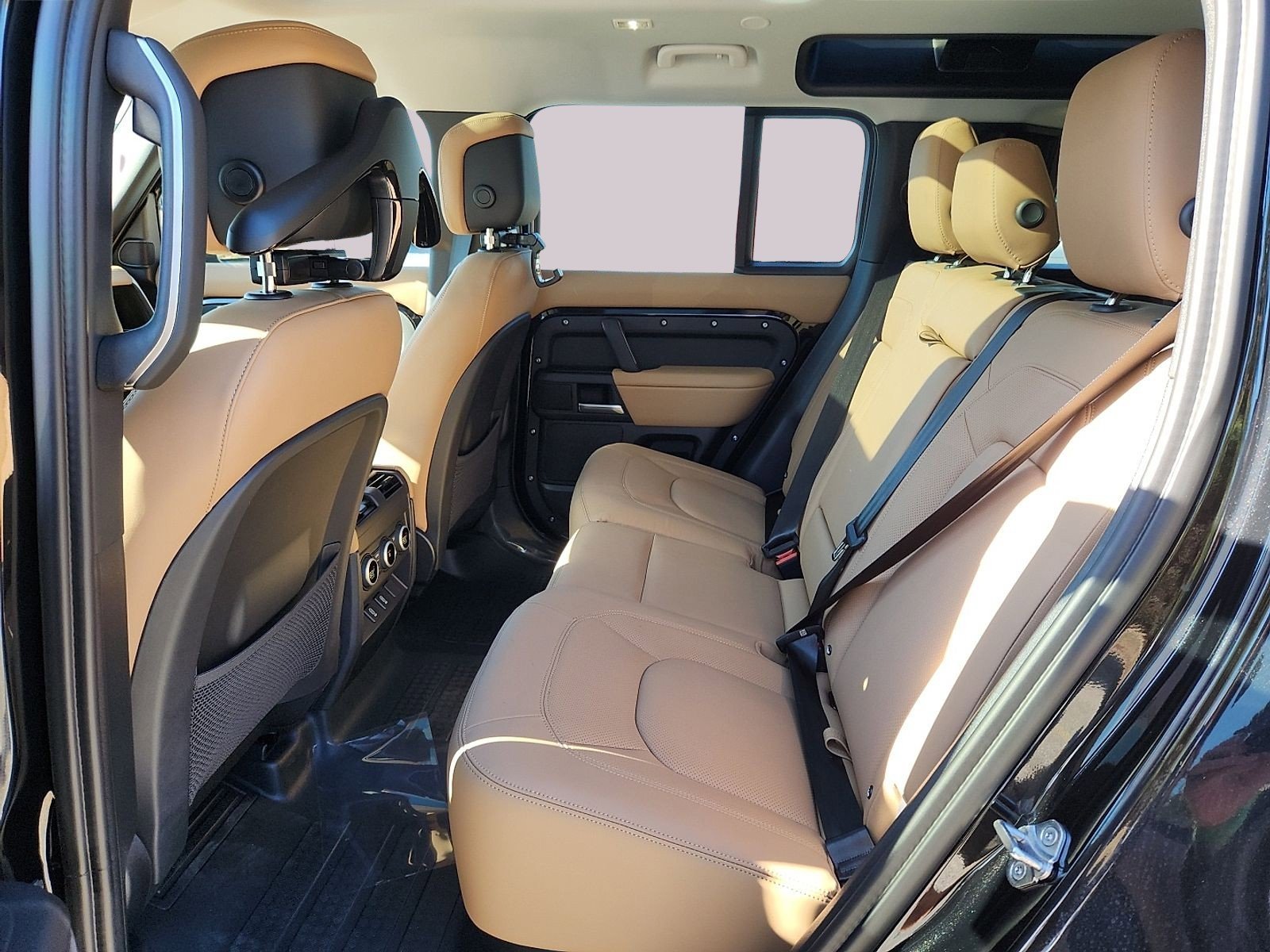 New 2026 Santorini Black LAND ROVER S image 7