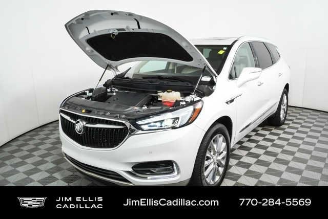 Used 2018 Includes Satin Nickel lower exterior accent color. Buick Premium image 31