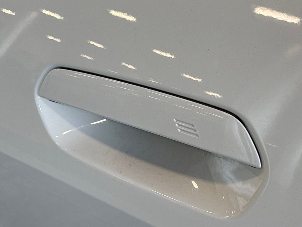 Used 2023 White BMW eDrive40 image 12
