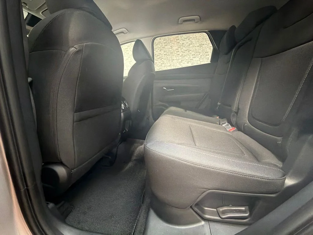 New 2026 Shimmering Silver Hyundai SEL image 14