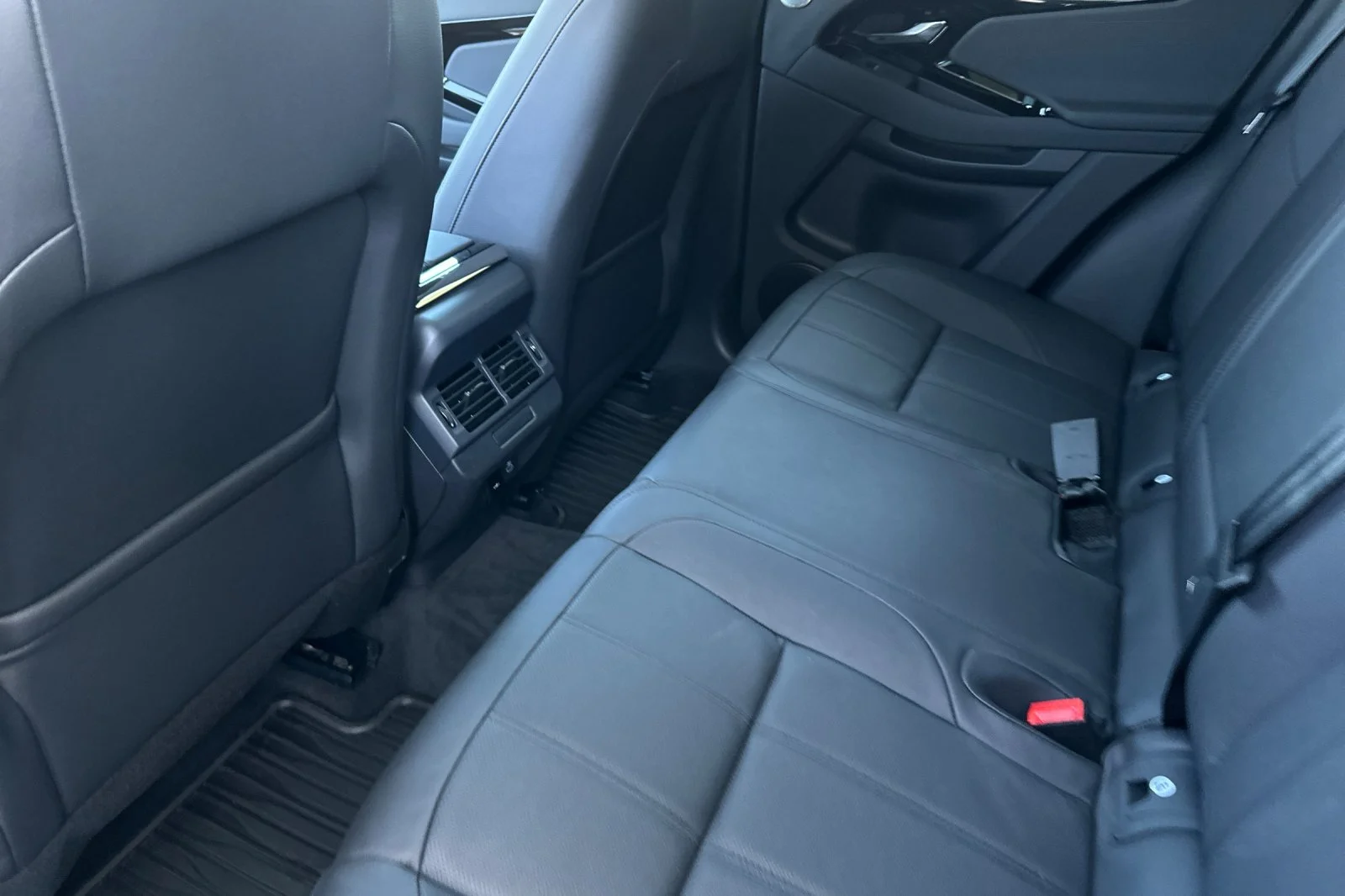 2026 Land Rover Range Rover Evoque Dynamic SE - Photo 12