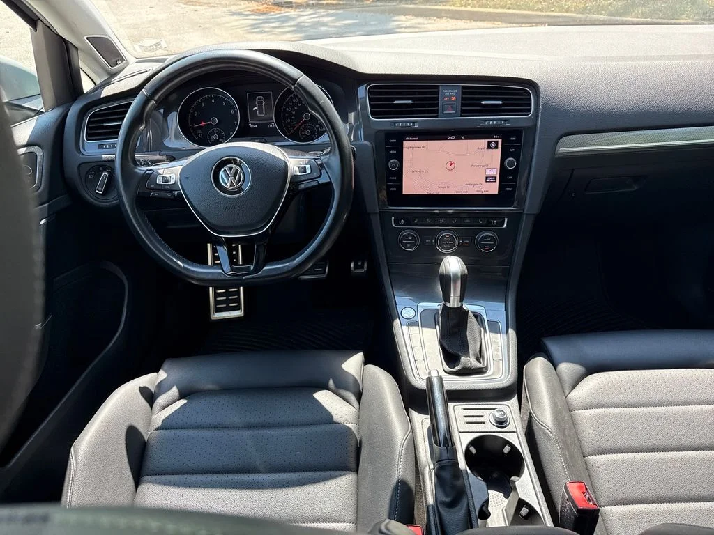 Used 2018  Volkswagen TSI SE image 21