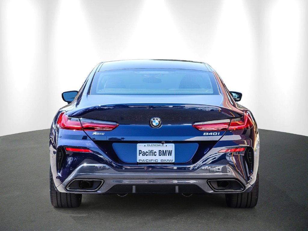 2026 BMW 8 Series photo 5