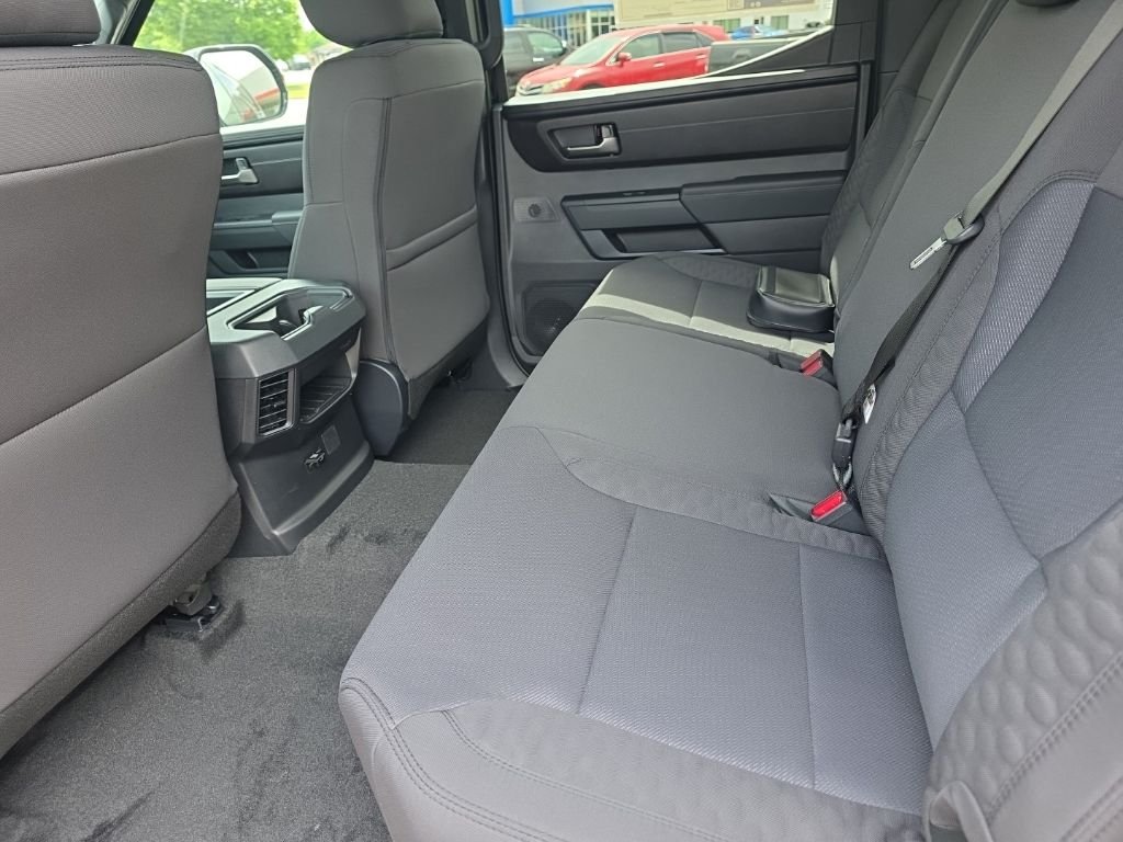 2026 Toyota Tundra SR5 - Photo 12