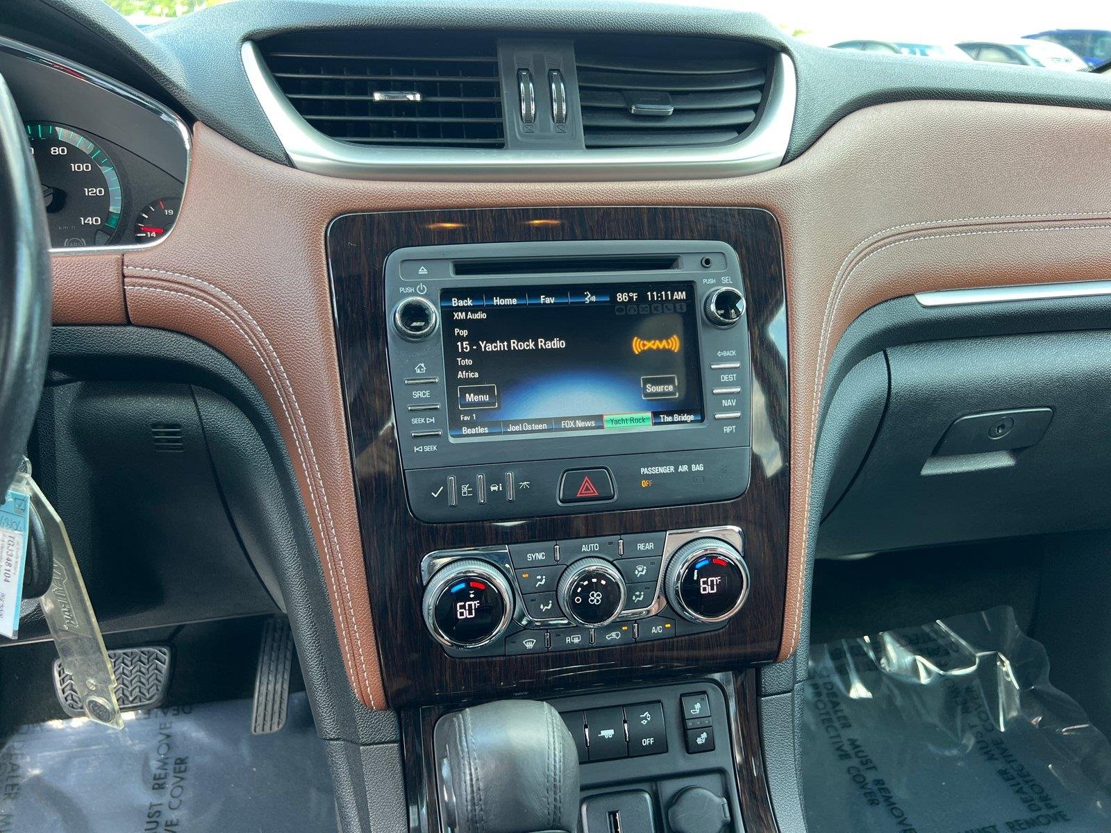 Used 2016 Iridescent Pearl Tricoat Chevrolet LT image 28