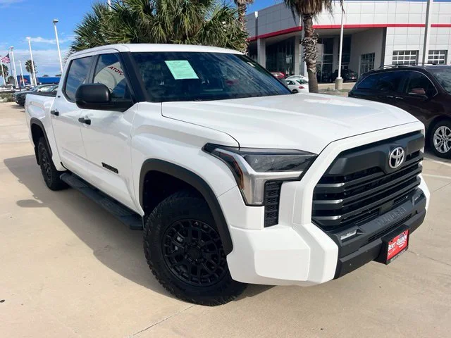 Used 2025 White Toyota SR5 image 1