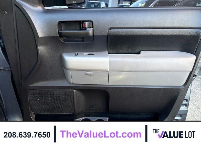 Used 2008  Toyota SR5 image 12