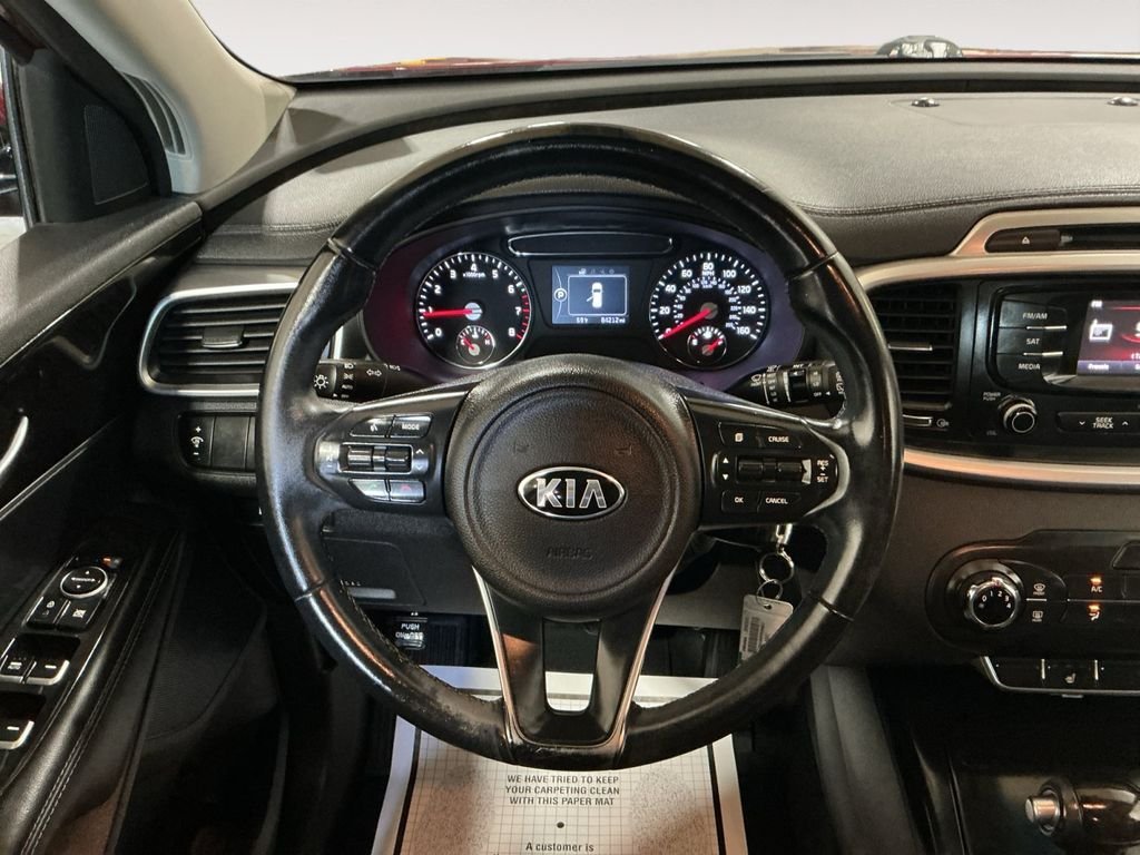Used 2016 Red Kia LX image 12