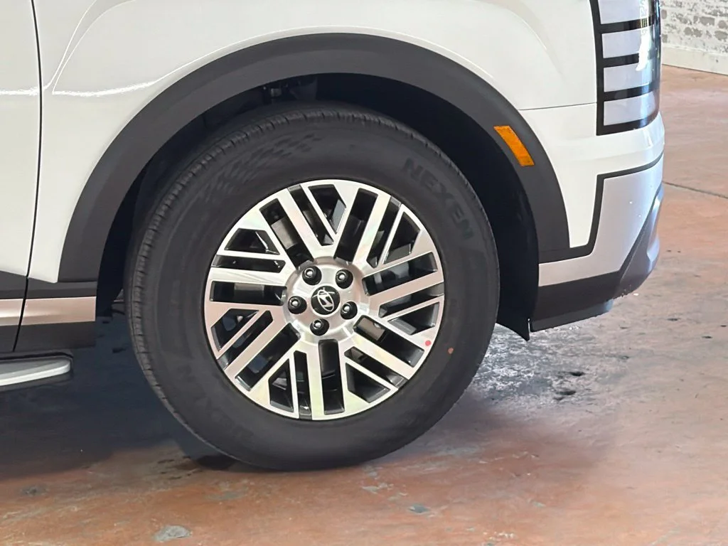 New 2027 Creamy White Pearl Hyundai SEL image 9