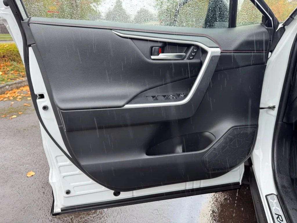 Used 2025 Wind Chill Pearl/Midnight Black Metallic Toyota XSE image 11