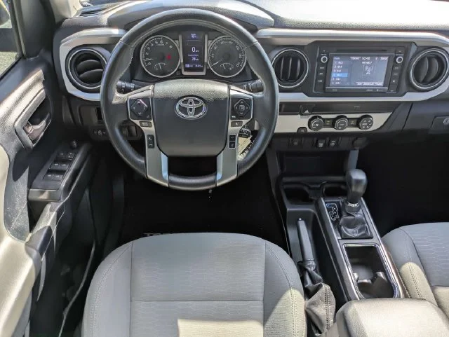 Used 2019 Quicksand Toyota SR5 image 11