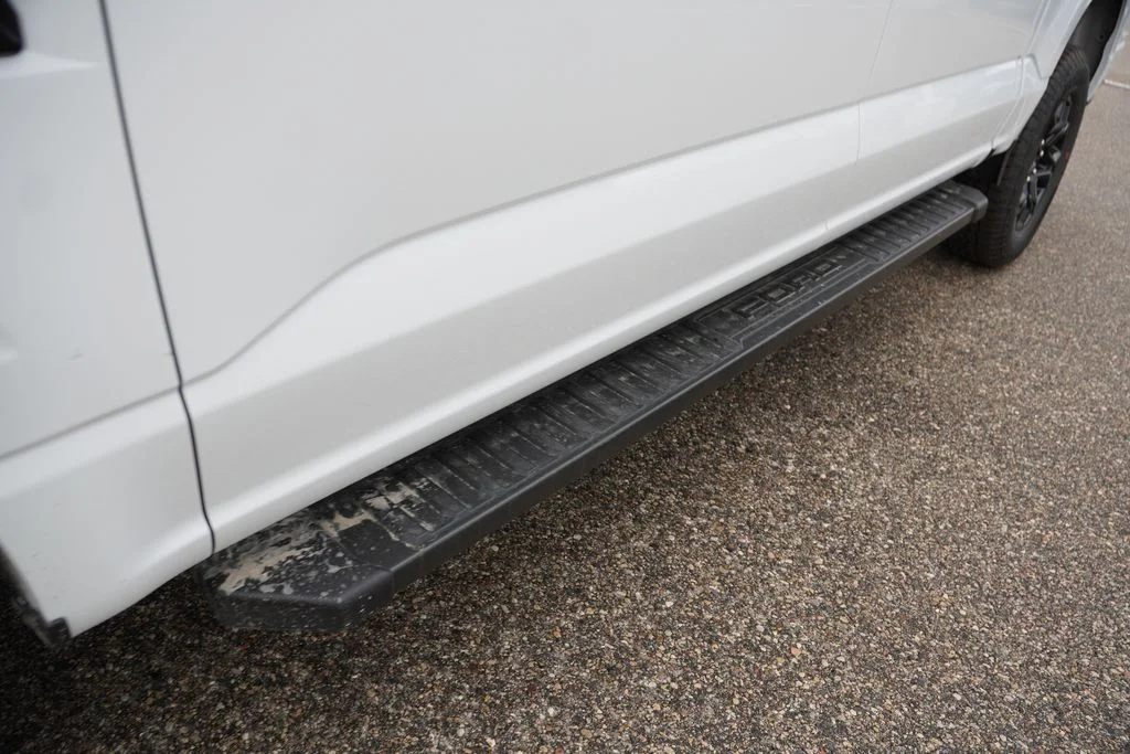New 2026 Oxford White Ford XLT image 10