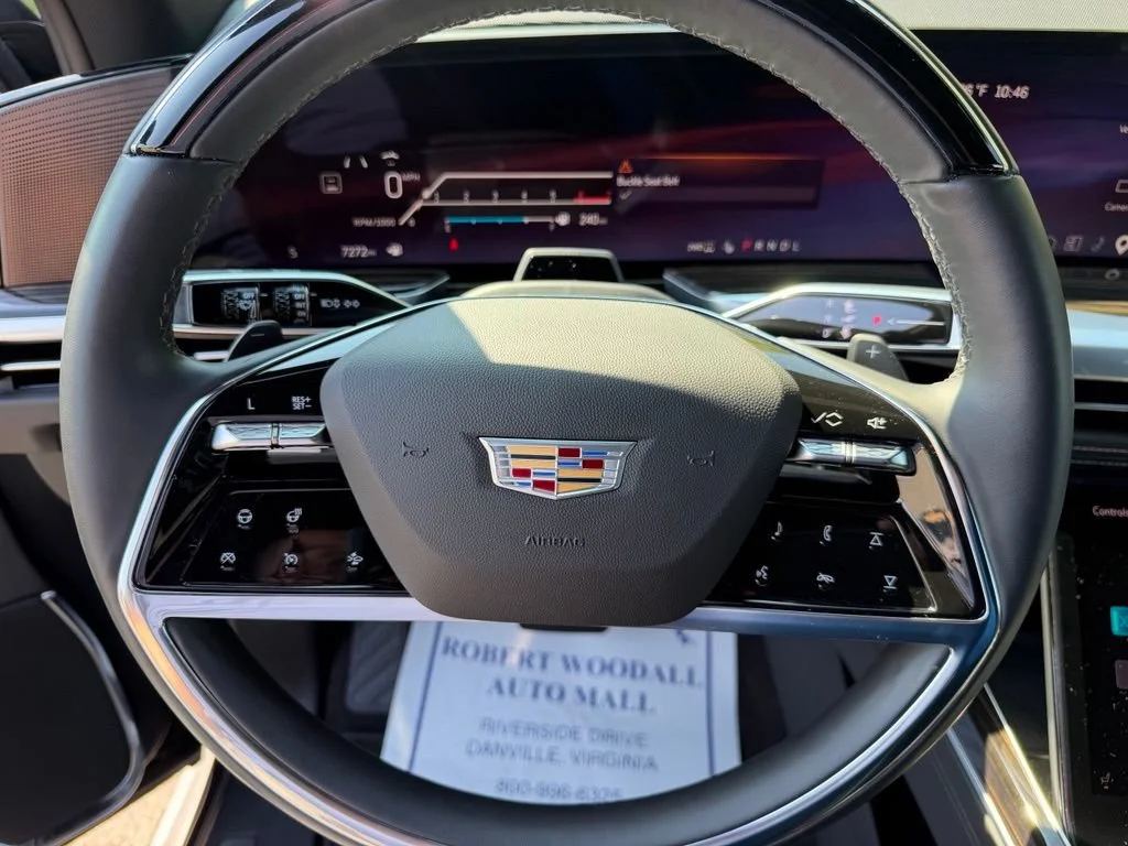 2025 Cadillac Escalade Premium Luxury - Photo 10