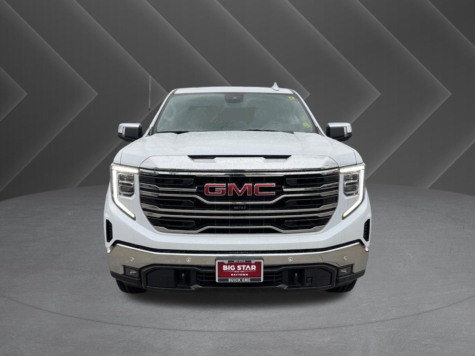 2026 GMC Sierra 1500 SLT - Photo 3