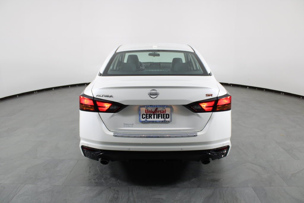 2023 Nissan Altima SR - Photo 10