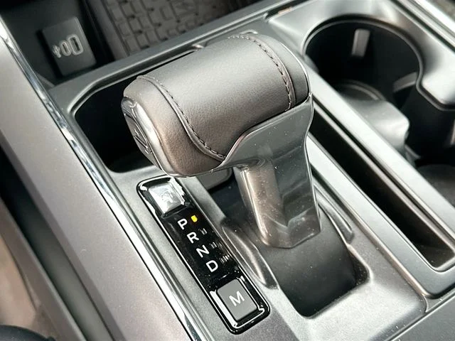 New 2025 Black Metallic Ford Lariat image 12