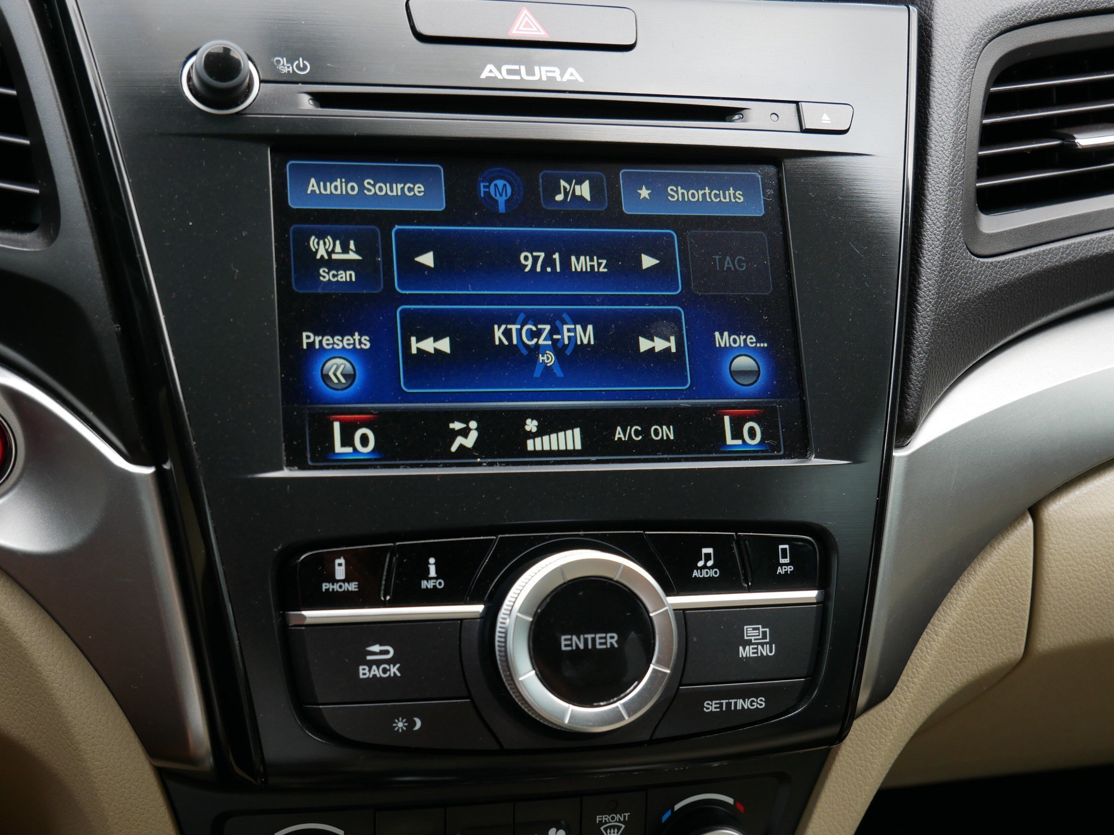 Used 2016 Bellanova White Pearl Acura w/Premium Pkg image 23
