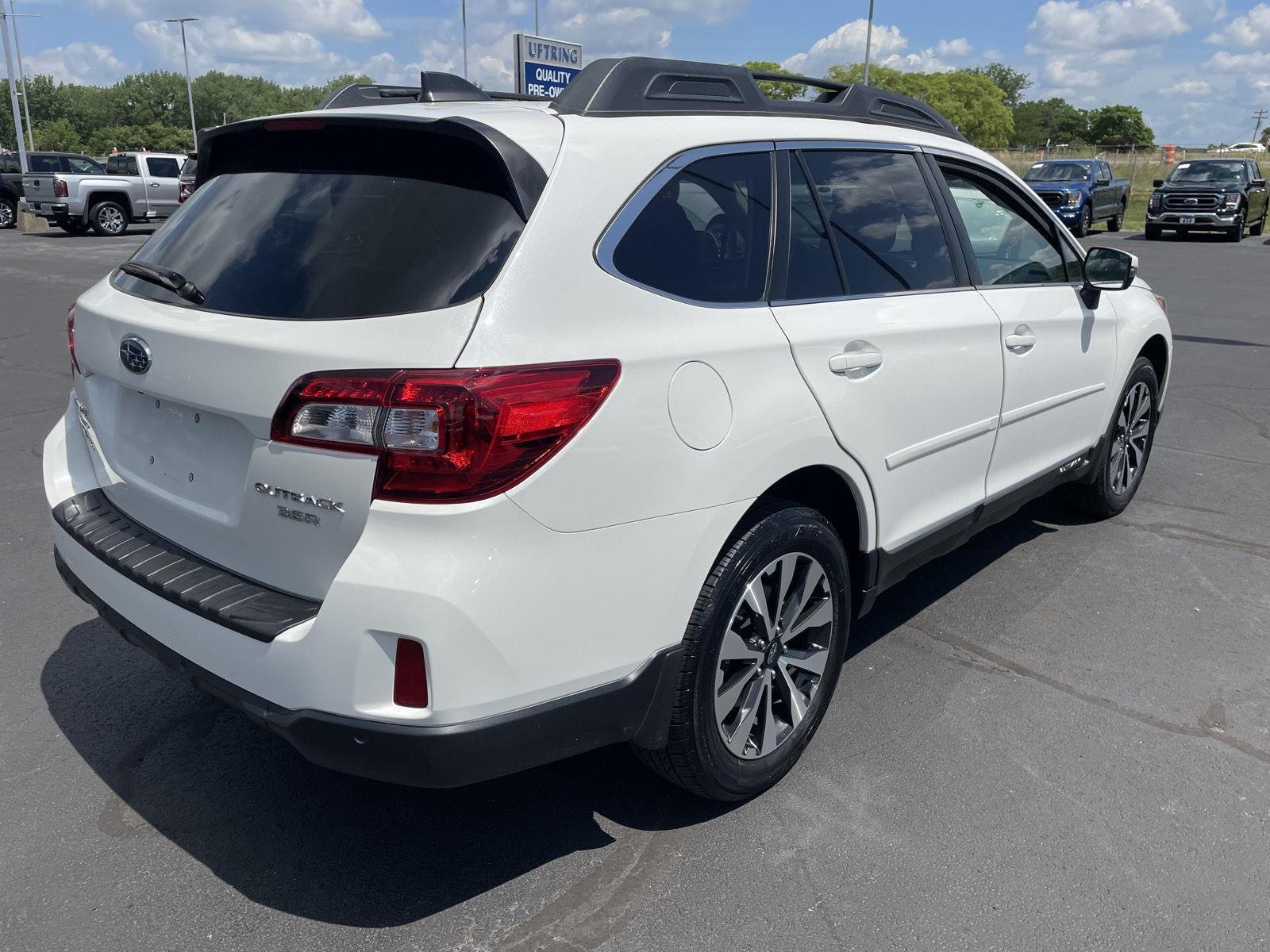 Used 2017 Crystal White Pearl Subaru Limited image 5