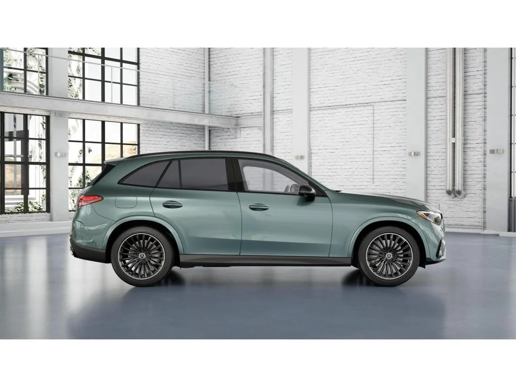New 2027 Silver Mercedes-Benz GLC 300 image 16