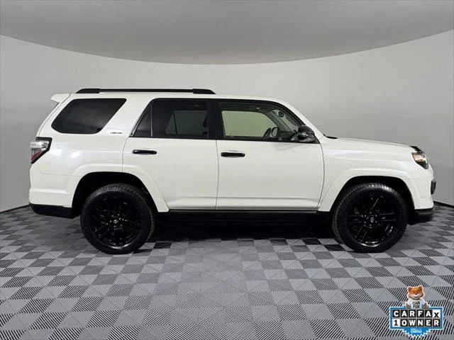 Certified Used 2021 BLIZZARD PEARL Toyota  image 7