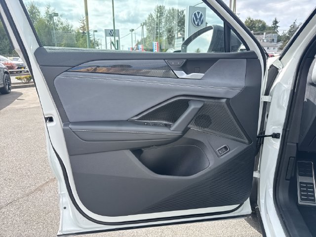 2026 Volkswagen Tiguan SE R-LINE BLACK - Photo 27