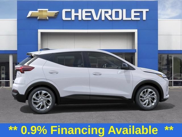 2027 Chevrolet Bolt LT - Photo 6