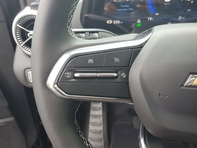 2025 Chevrolet Blazer EV LT - Photo 23