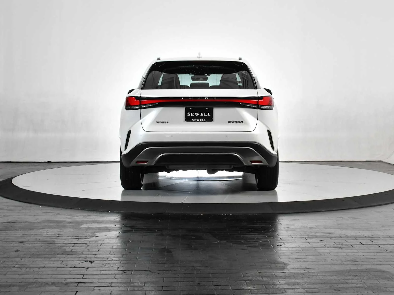 Used 2023 Eminent White Pearl Lexus Premium image 5