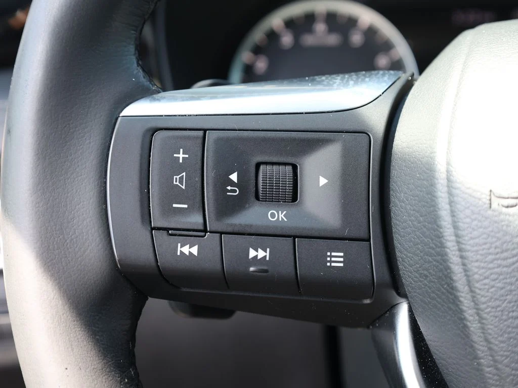 Certified Used 2023 Gray INFINITI PURE image 36