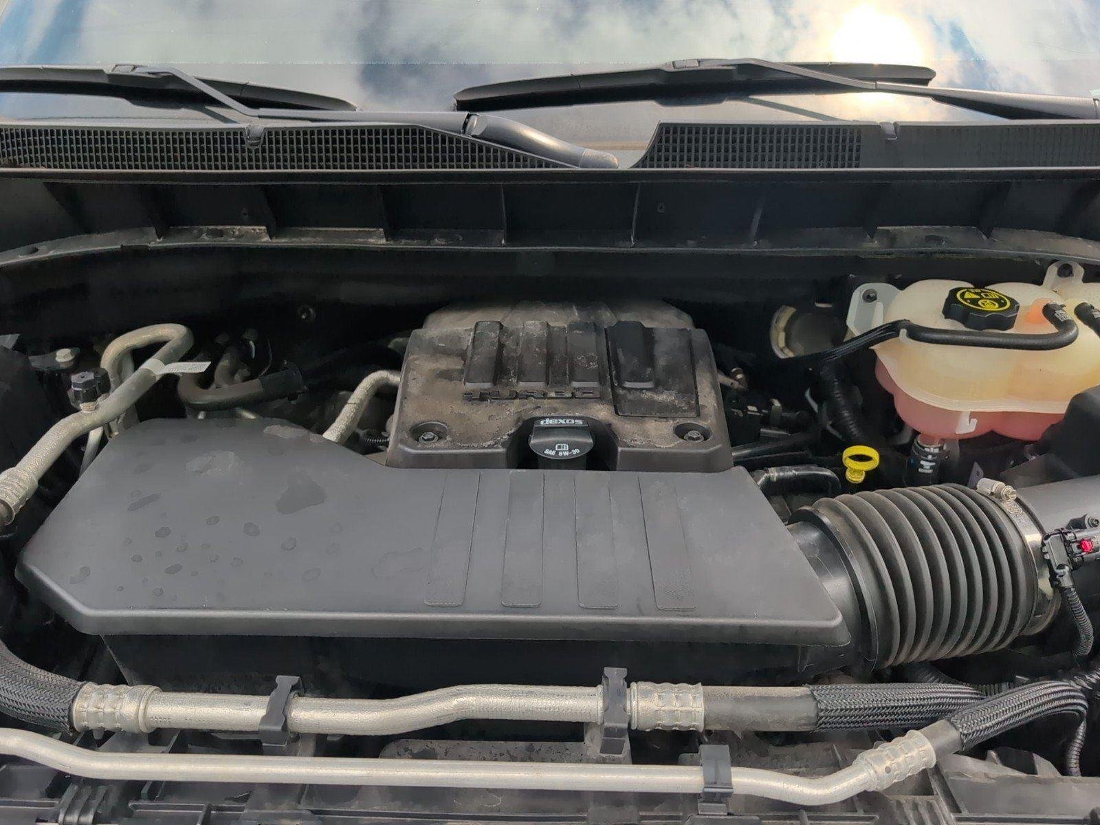 Used 2022 Summit White Chevrolet LT image 13